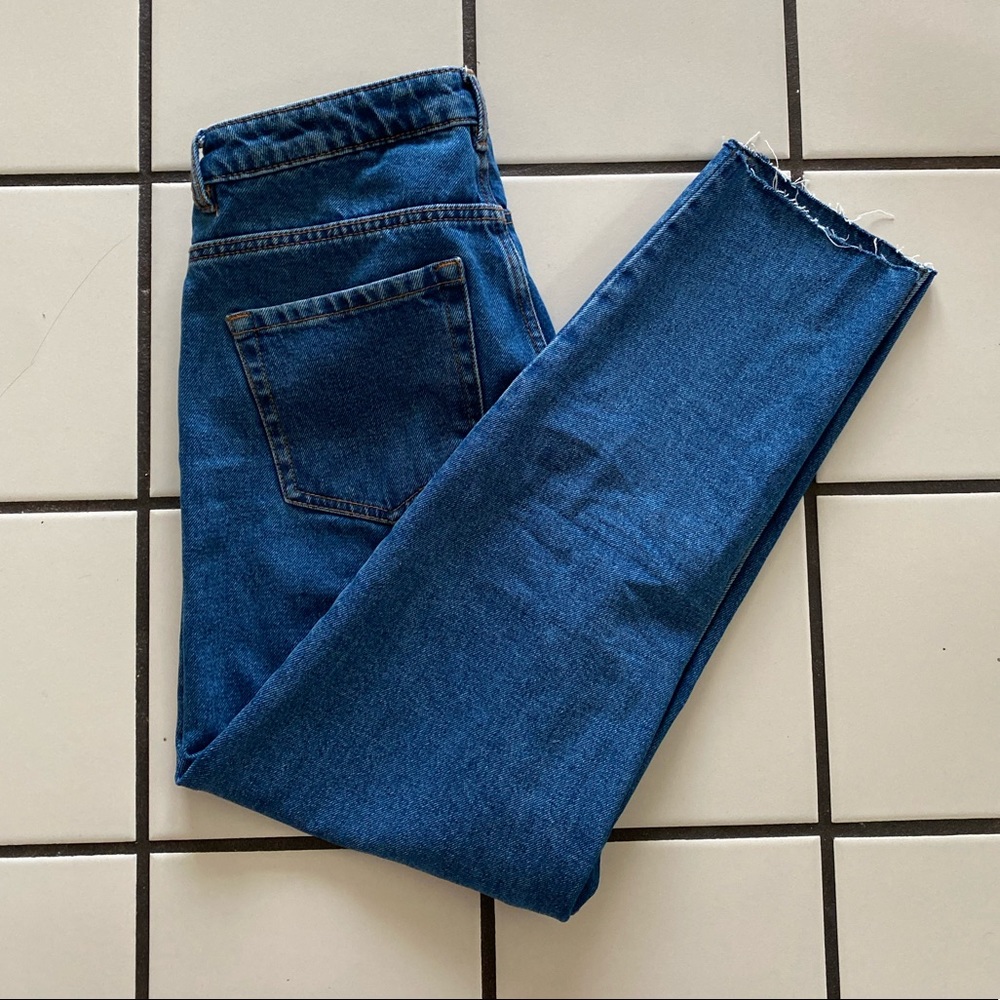 Zara high rise mom jeans sz 4/26